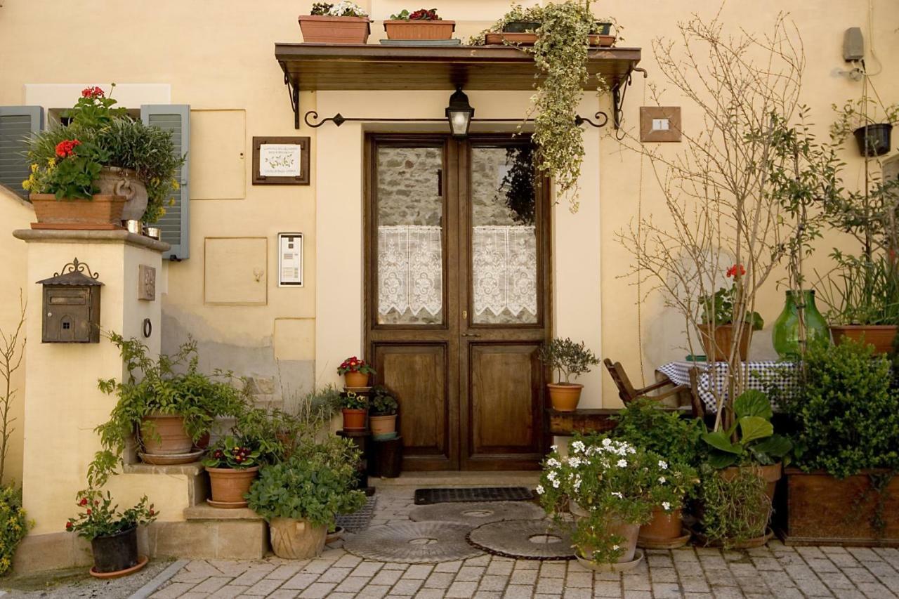 Angolo Del Gelsomino Castel Ritaldi 外观 照片