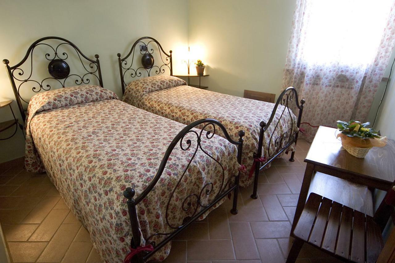 Angolo Del Gelsomino Castel Ritaldi 外观 照片